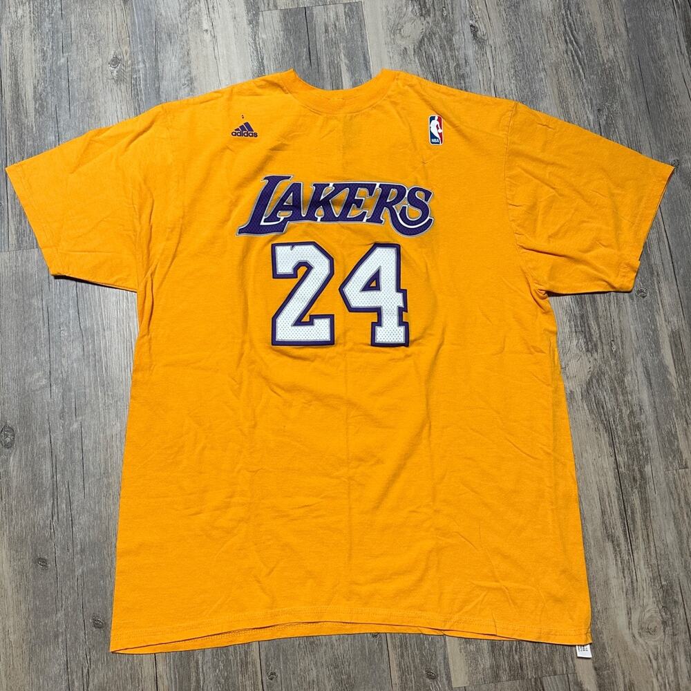 Adidas The Go-To Tee Yellow LA Lakers #24 KOBE BRYANT T-Shirt Mens Medium XL